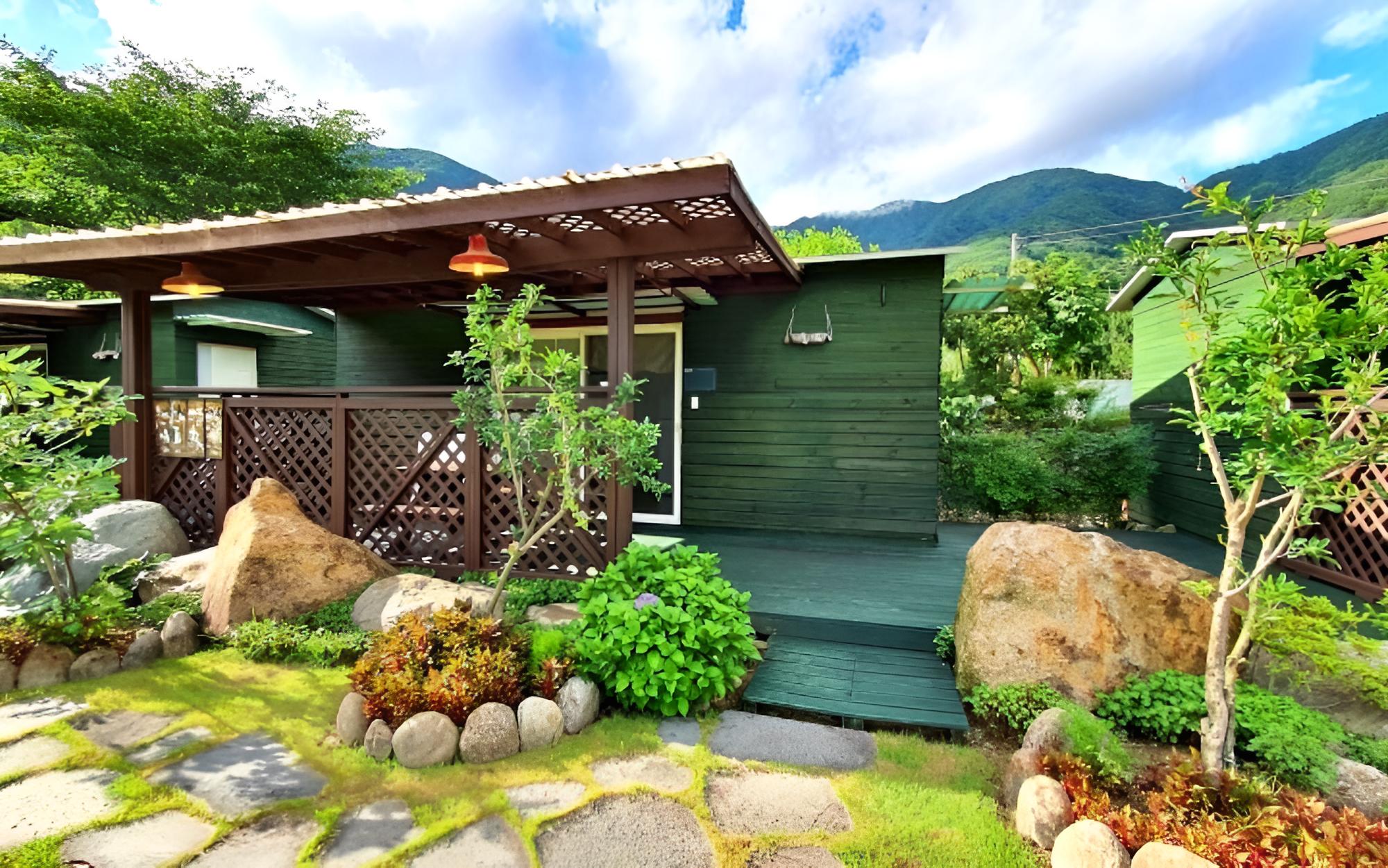 Hadong Sansuae Pension