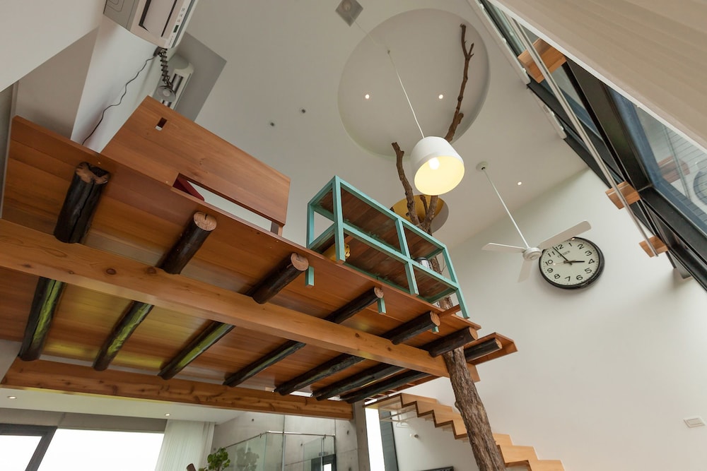 Juststay
