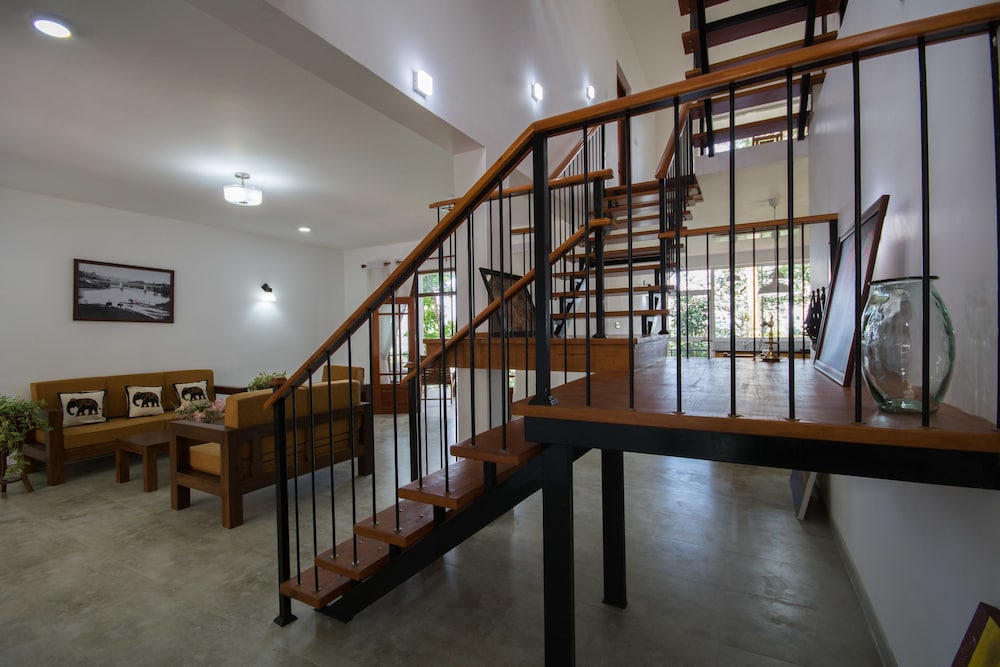 Villa Mount Melody view 3