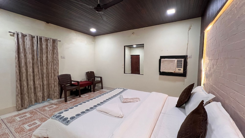 Taal Tiger Resort