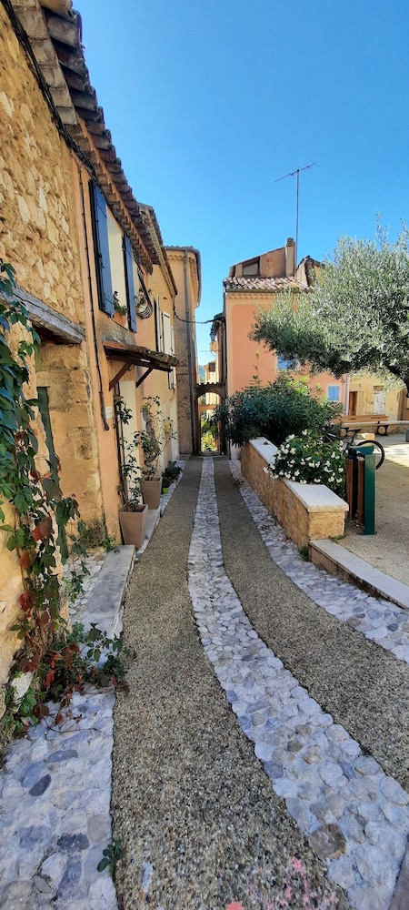 Photo 18