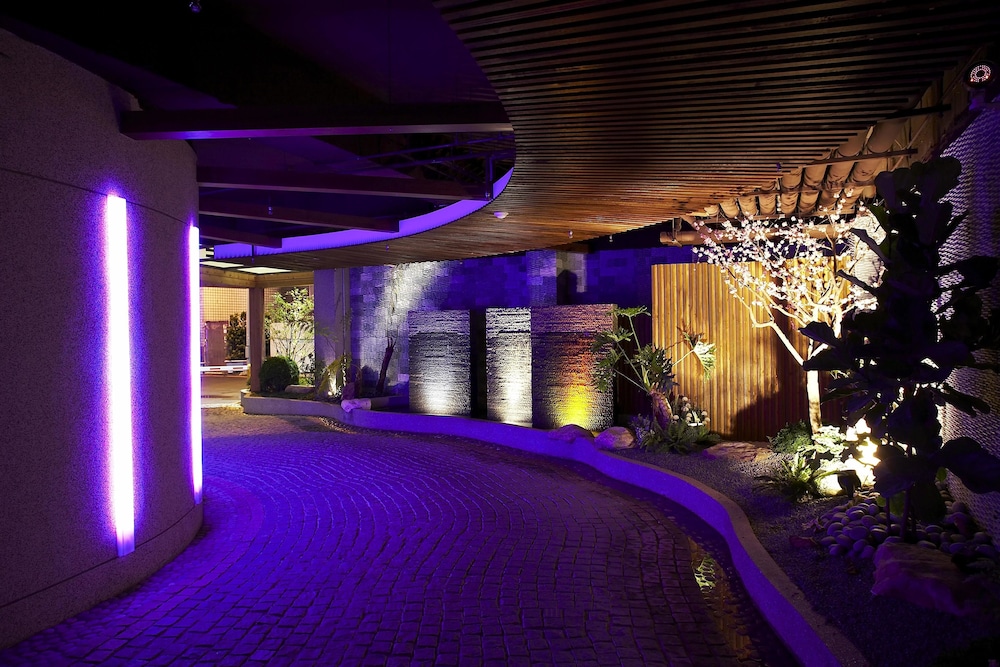 Yuma Hot Spring Hotel