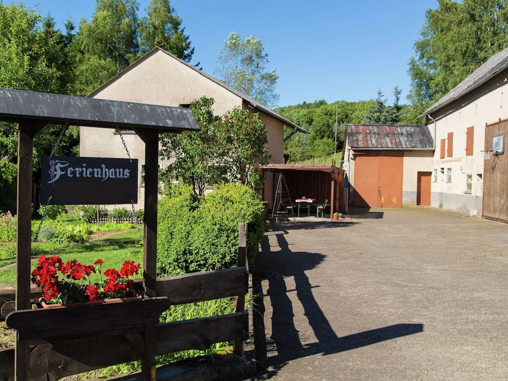 Spacious Holiday Home in Ulmen Near the Centre