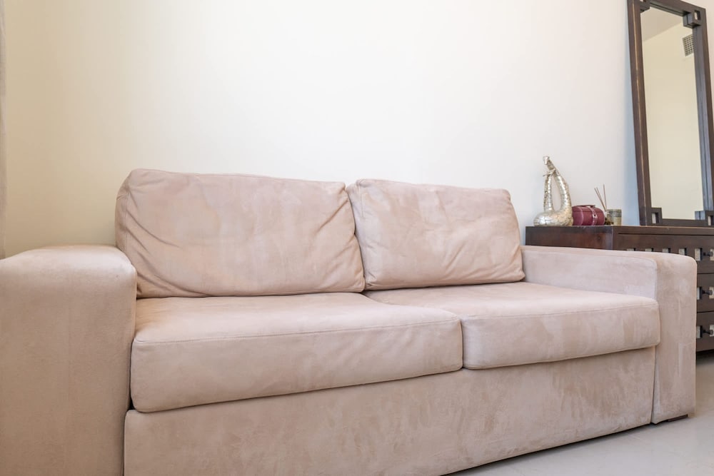 Charming Sun-filled 1-bedroom in Red Residence Dubai Sports City