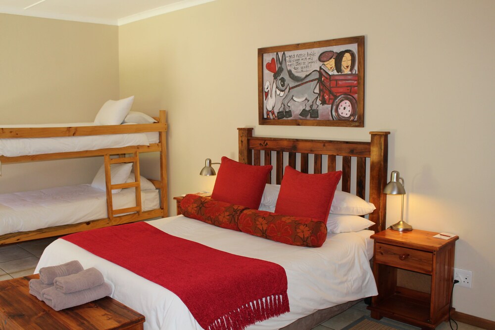 Travalia Guest Farm
