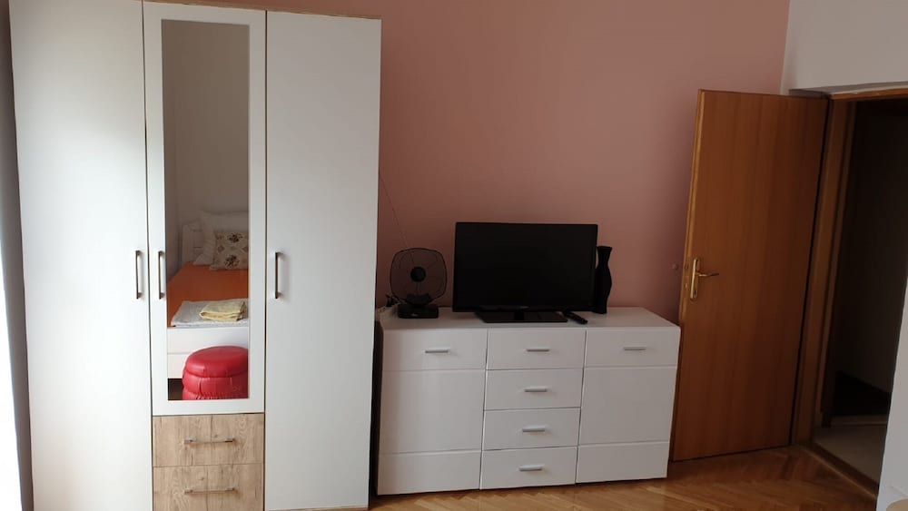Photo 43