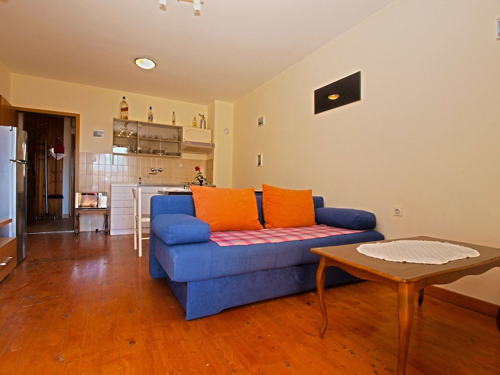 Apartments Antica 1371