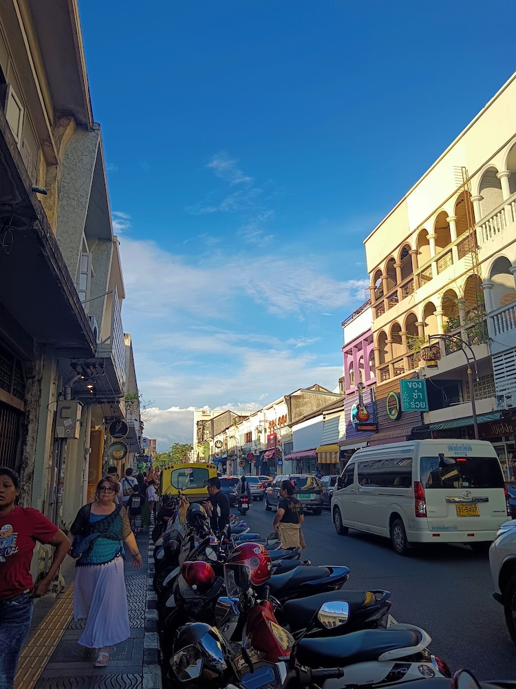 Chino Town at Yaowarat Phuket - Image 5