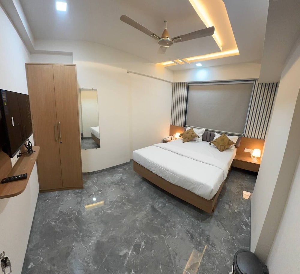 Mighter Crest Studio Apartment
