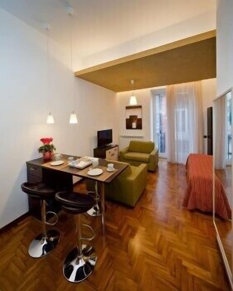Bed and Breakfast Chiaia 32