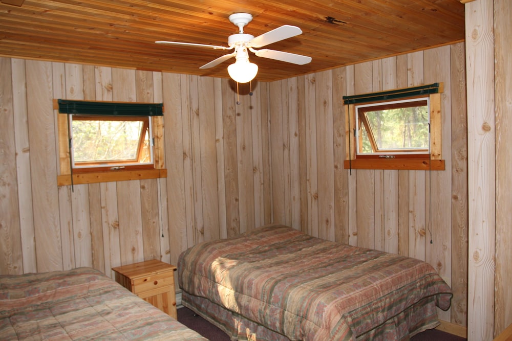 Minor Bay Lodge & Outposts