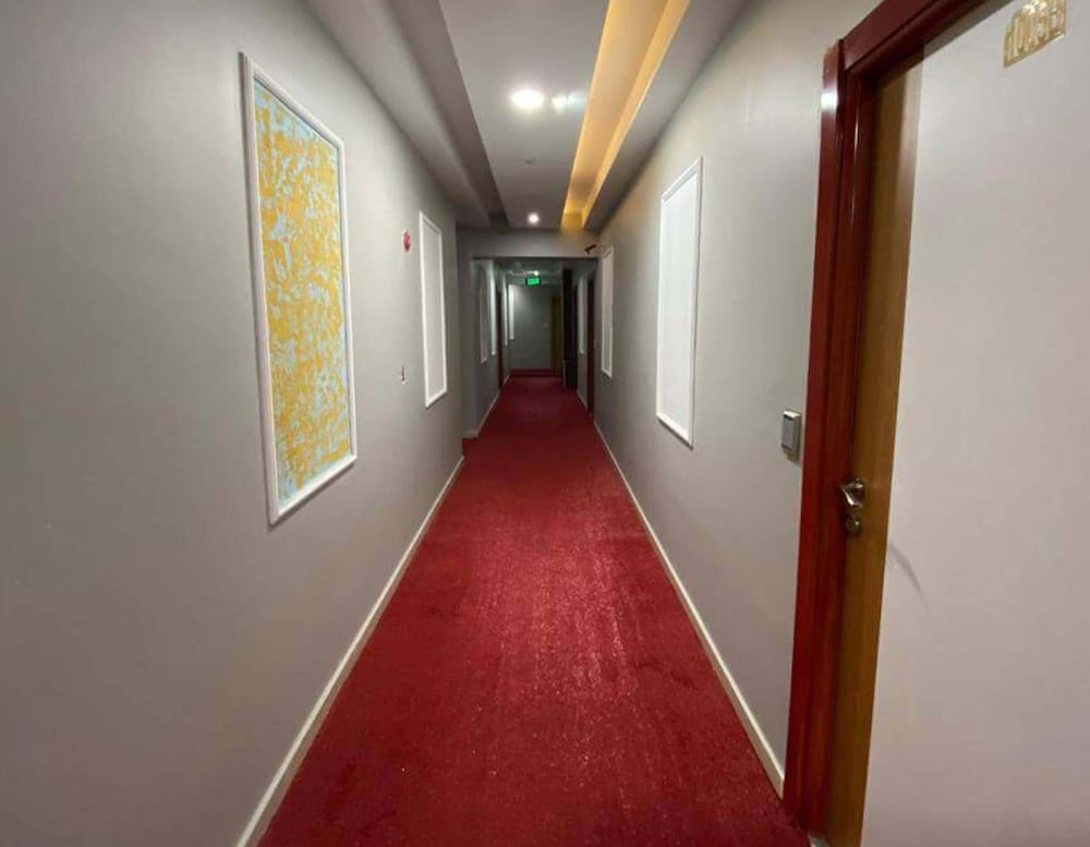 Big Life Otel - Image 49