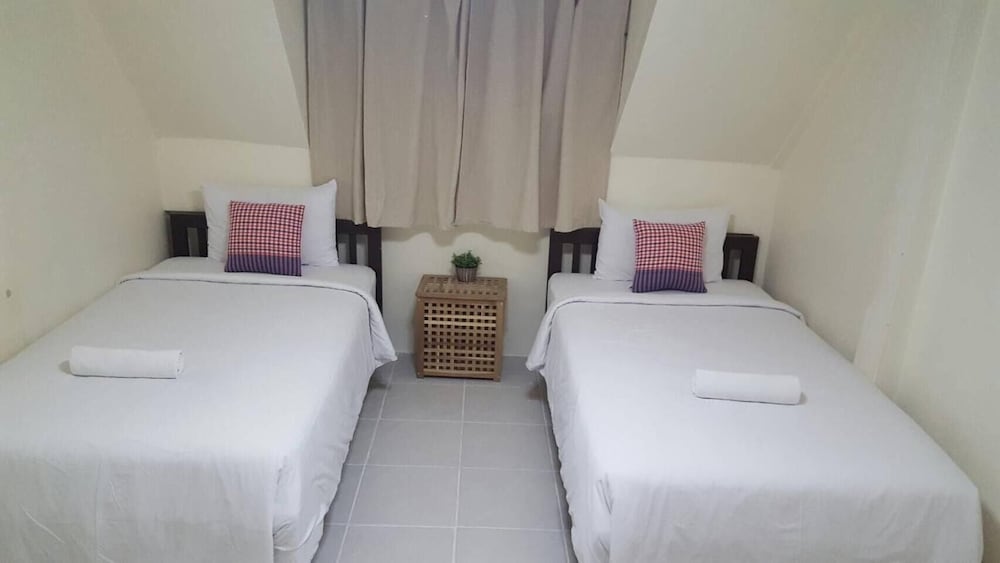 Asoke Montri Hostel