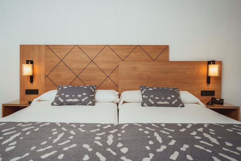 Los Cabos Vacations - Hotel Riu Santa Fe - All Inclusive - Property Image 92