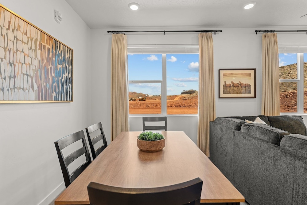 El Gato 2 Bedroom Condo