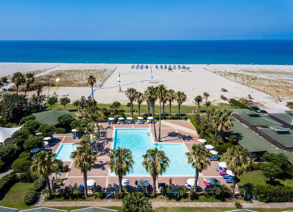 Le Dune Beach Club