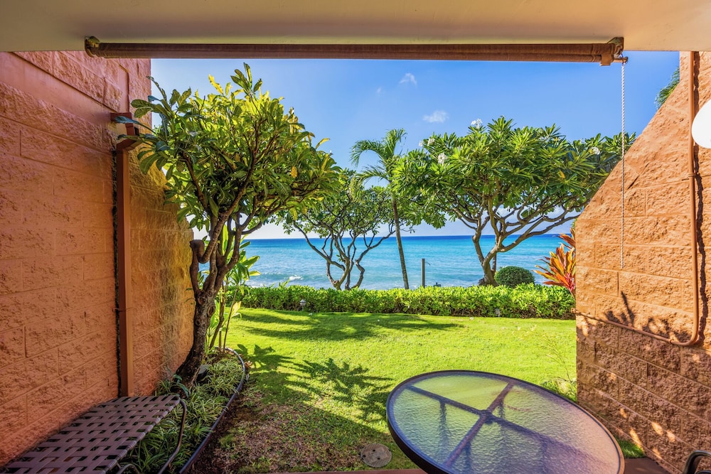 Kuleana Club - 402