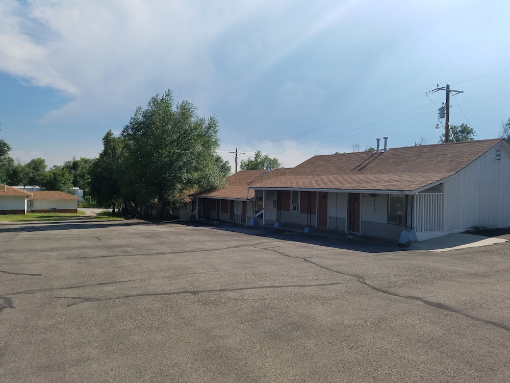 Moorcourt Motel