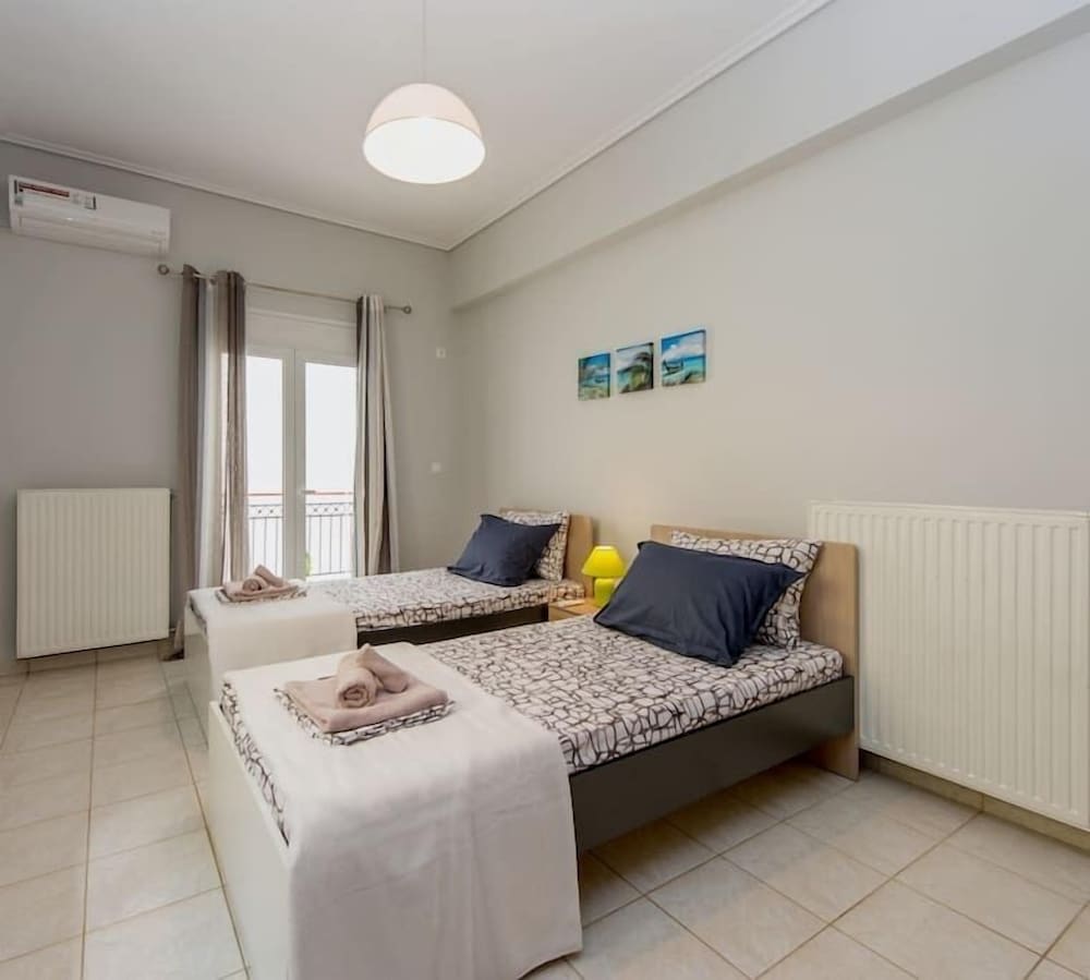 Thano's Stylish Flat, Just 150m To The Beach view 2