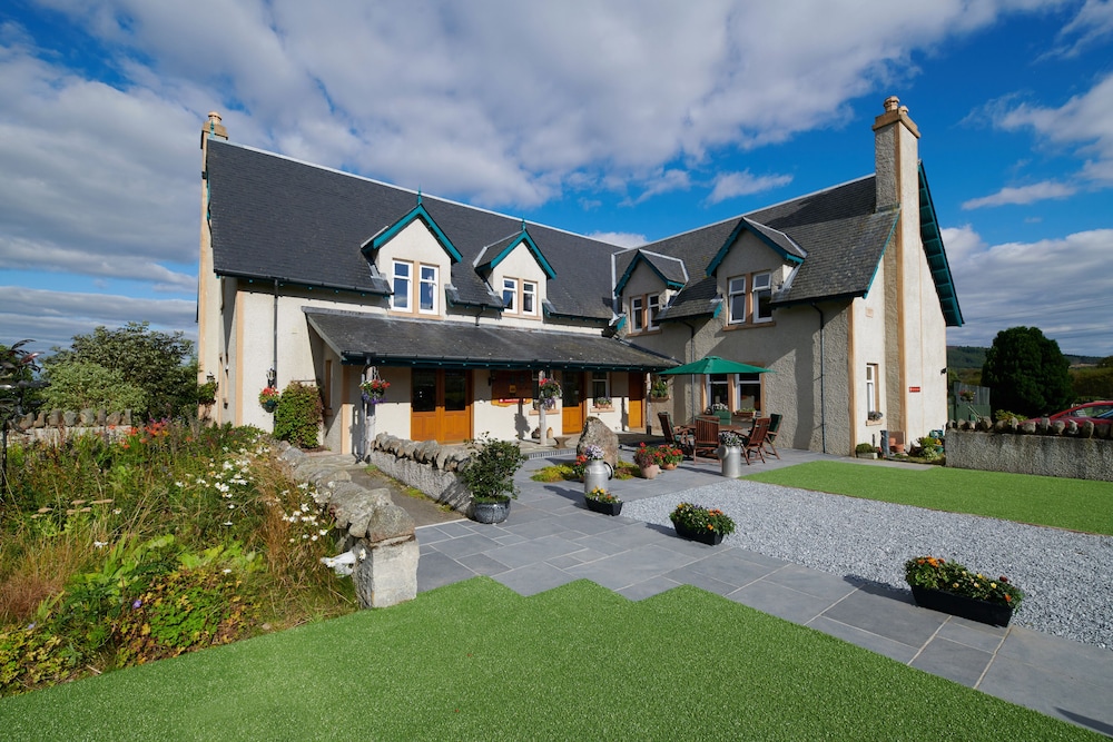 Daviot Lodge