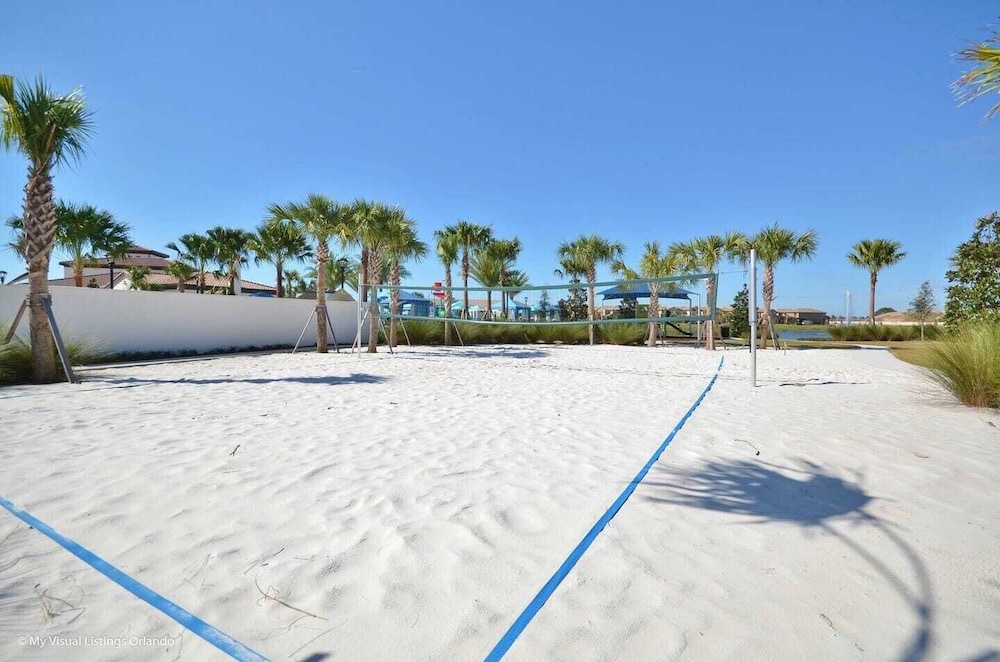Sleeps 20! Resort Home Near Disney, Pool+game Room Twice-as-nice by Avantstay