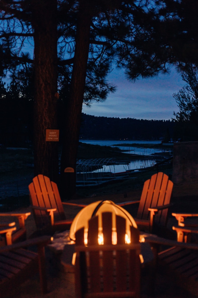 Noon Lodge at Mallard Bay