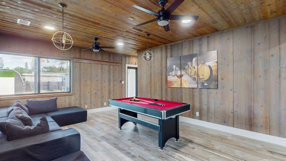 Casa Nirvana 4BR Home With Private Pool