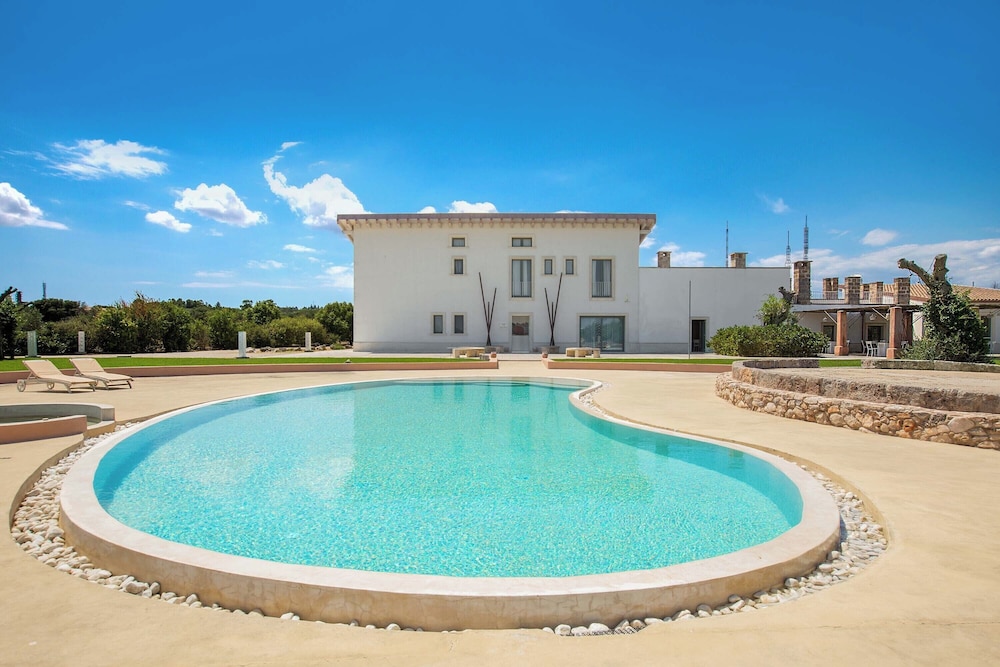 3255 Masseria Sant`eleuterio - Junior Suite view 5
