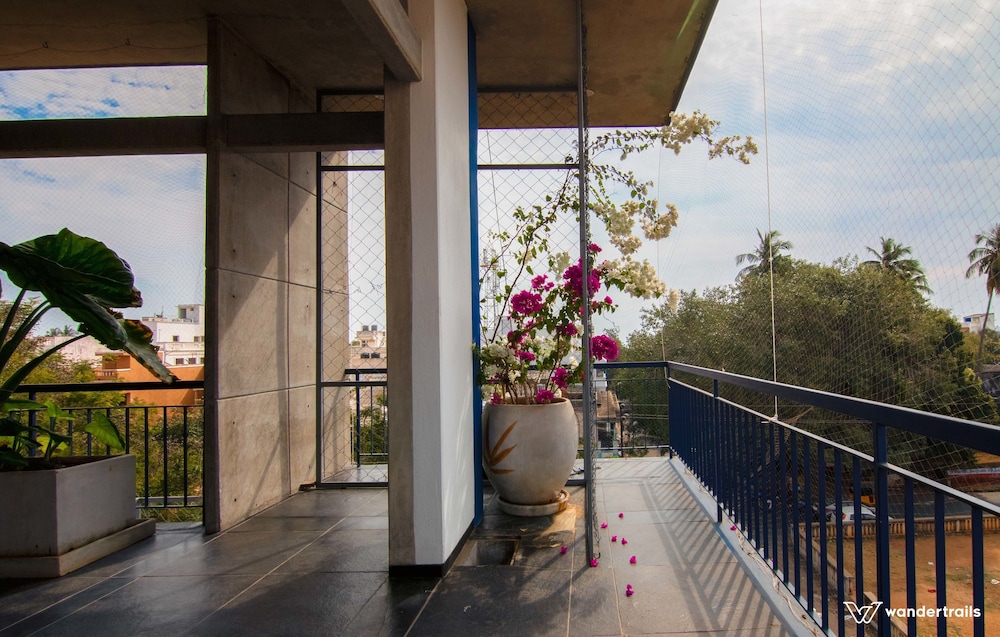 Serenity House - A Wandertrails Stay view 4