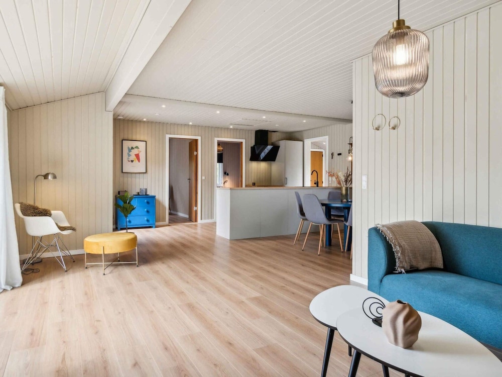 5 Star Holiday Home in Hals
