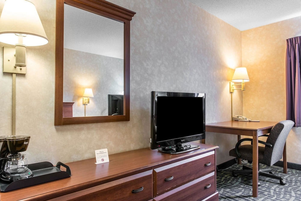 Titusville Vacations - Quality Inn  Suites - Property Image 12