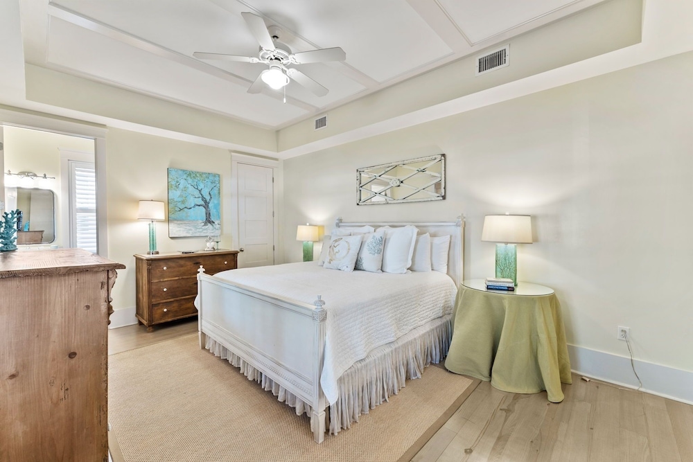 Beautiful Watercolor Home Across From Cerulean Park 5br/4.5bth + Carriage House 5 Bedroom Home by RedAwning view 5
