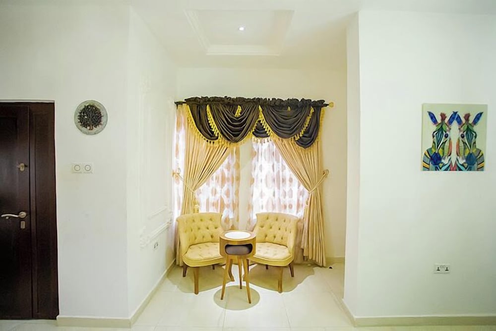 Homestead Apartment
