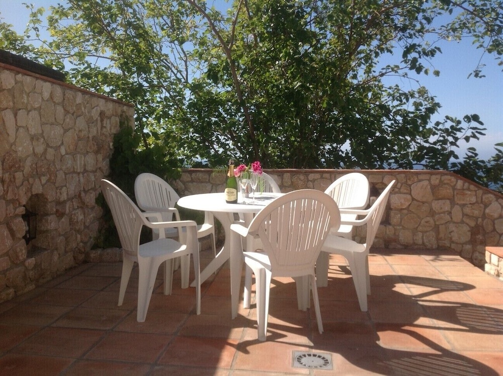 Exceptional Location - one of the Most Sought-after Locations in Costa Tropical photo 4