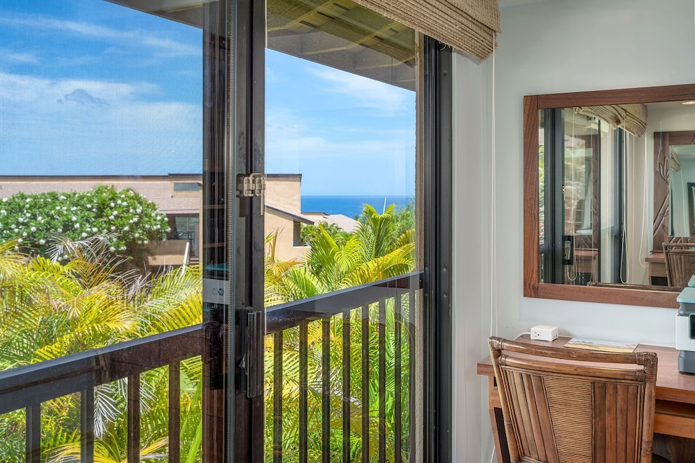 Discover Wailea Ekahi 39E - Breathtaking Ocean Views, Renovated, Wi-fi, Split AC