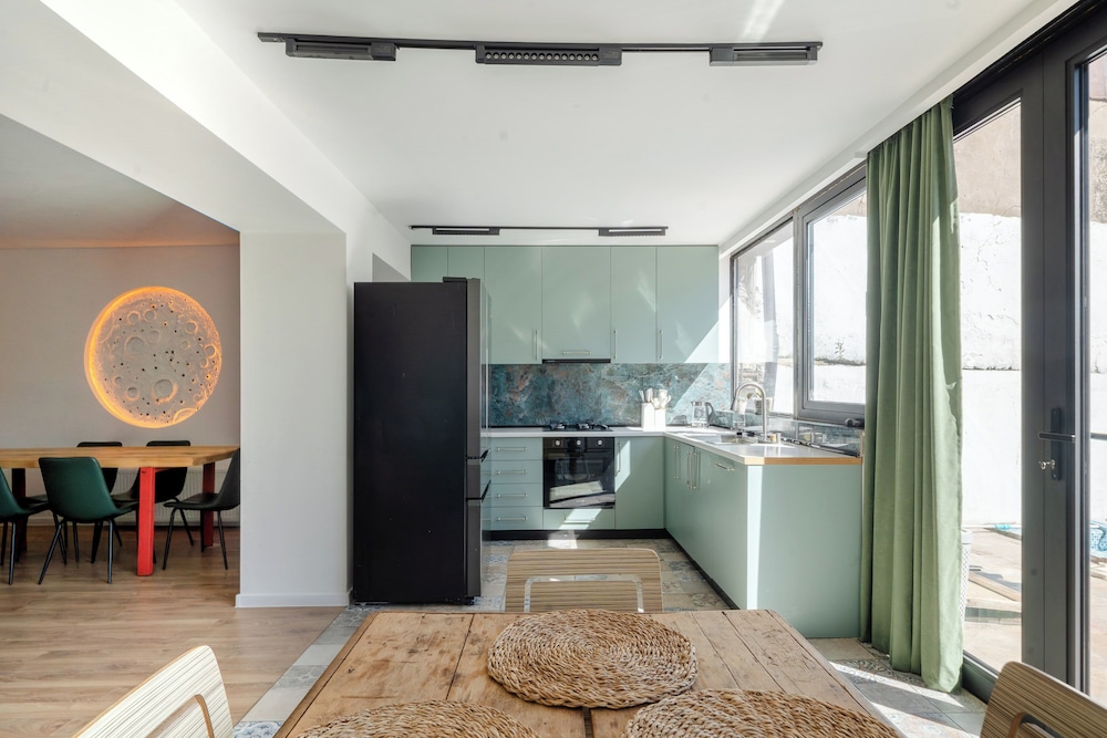 Niabi 3BDR Villa with pool
