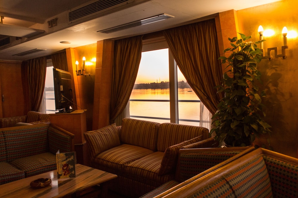 MS Nile Azur, Luxor-Luxor 7 Nts Cruise Sat-Sat