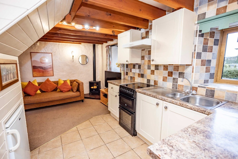 Hall House Estate - 4 Properties- St Florence