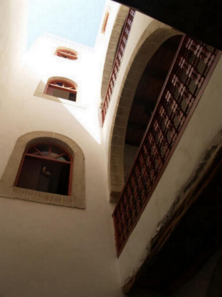 Hotel Dar Rahaothello - Image 1