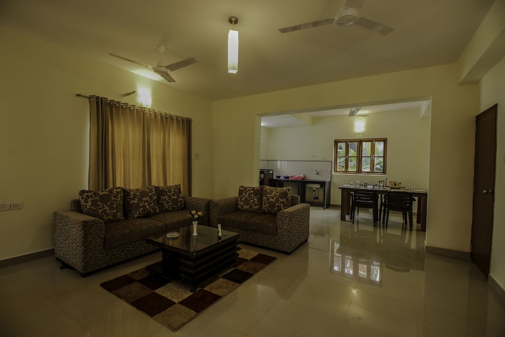OYO 9891 Home Poolside 2BHK Villa Thalassa