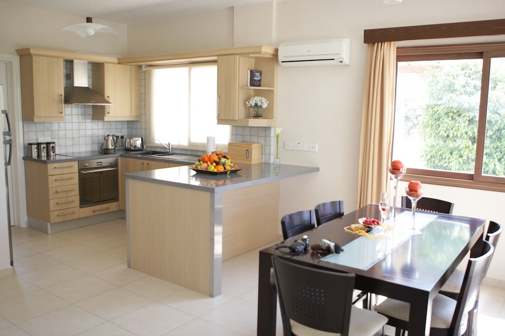 Vineland Holiday Villas