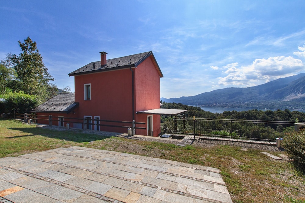 Hillside Retreat With Views on Lake Maggiore