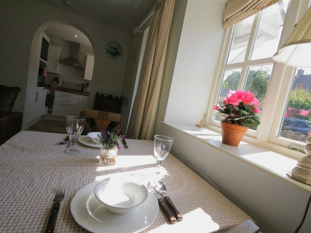 Noel Cottage view 3