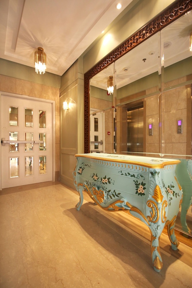 Theory9 Premium Serviced Apartments Bandra view 2
