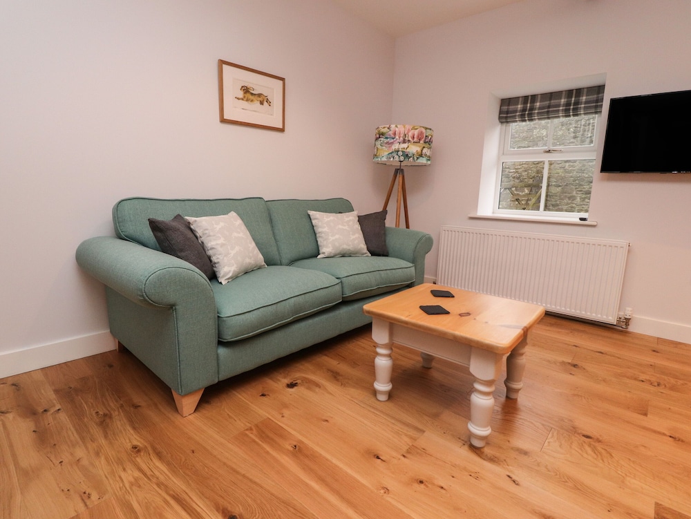 3 Hull House Cottage