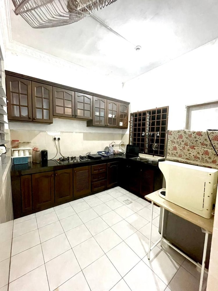 House Near KT Atas Toll #netflix