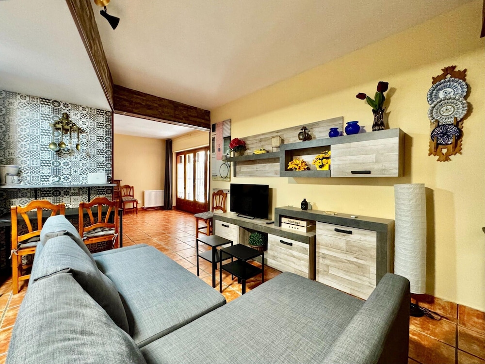 Apartment in Galapagar With Private Terrace