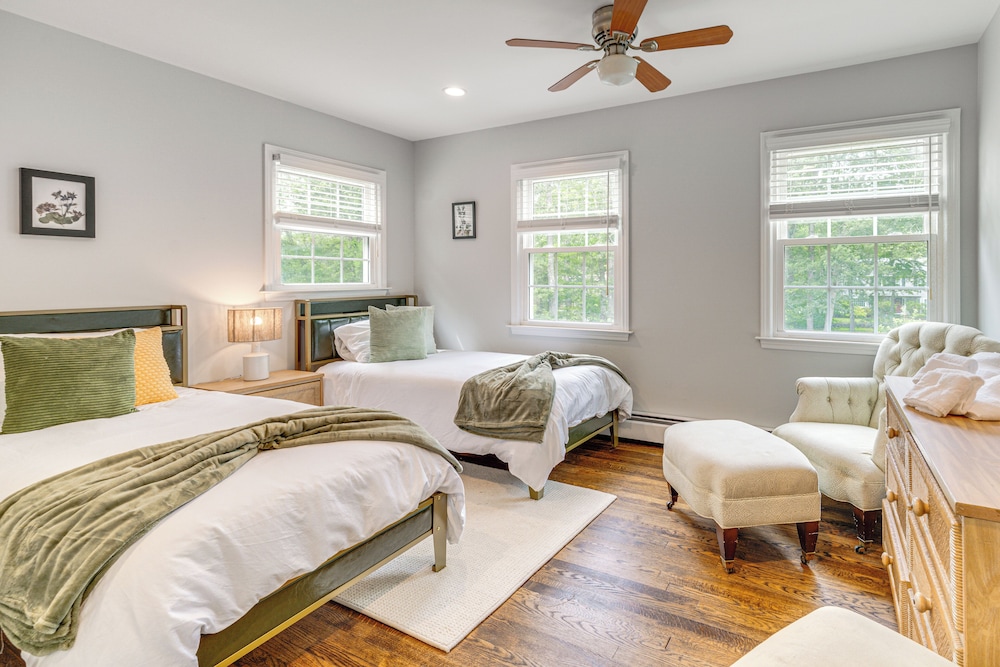 Pool, Gardens & Hot Tub: Luxe Sandy Hook Home!