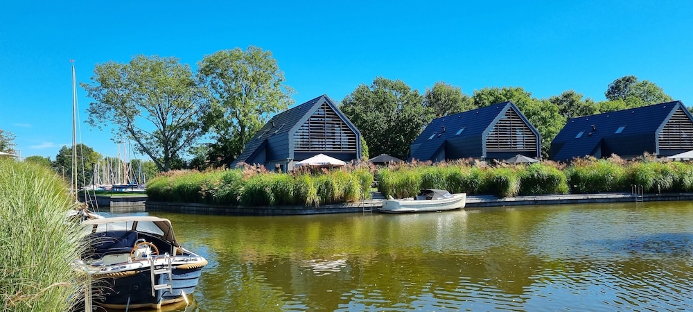 Villa in Balk With Private Jetty on Slotermeer
