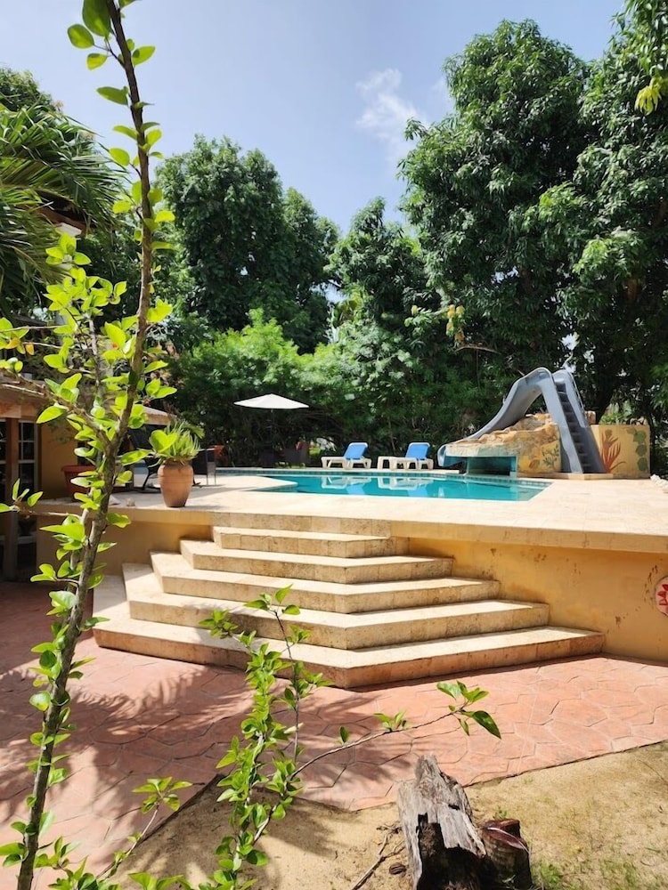 Caribbean Shores Bed & Breakfast